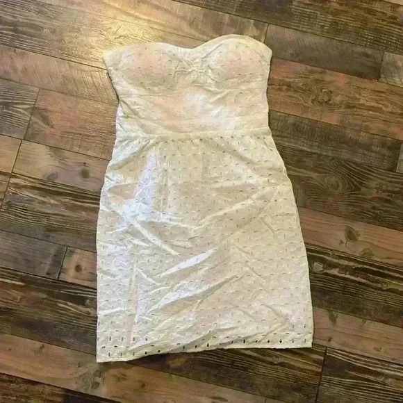 NWT American Eagle women’s size 6 can remove straps to make strapless! - Picture 2 of 4